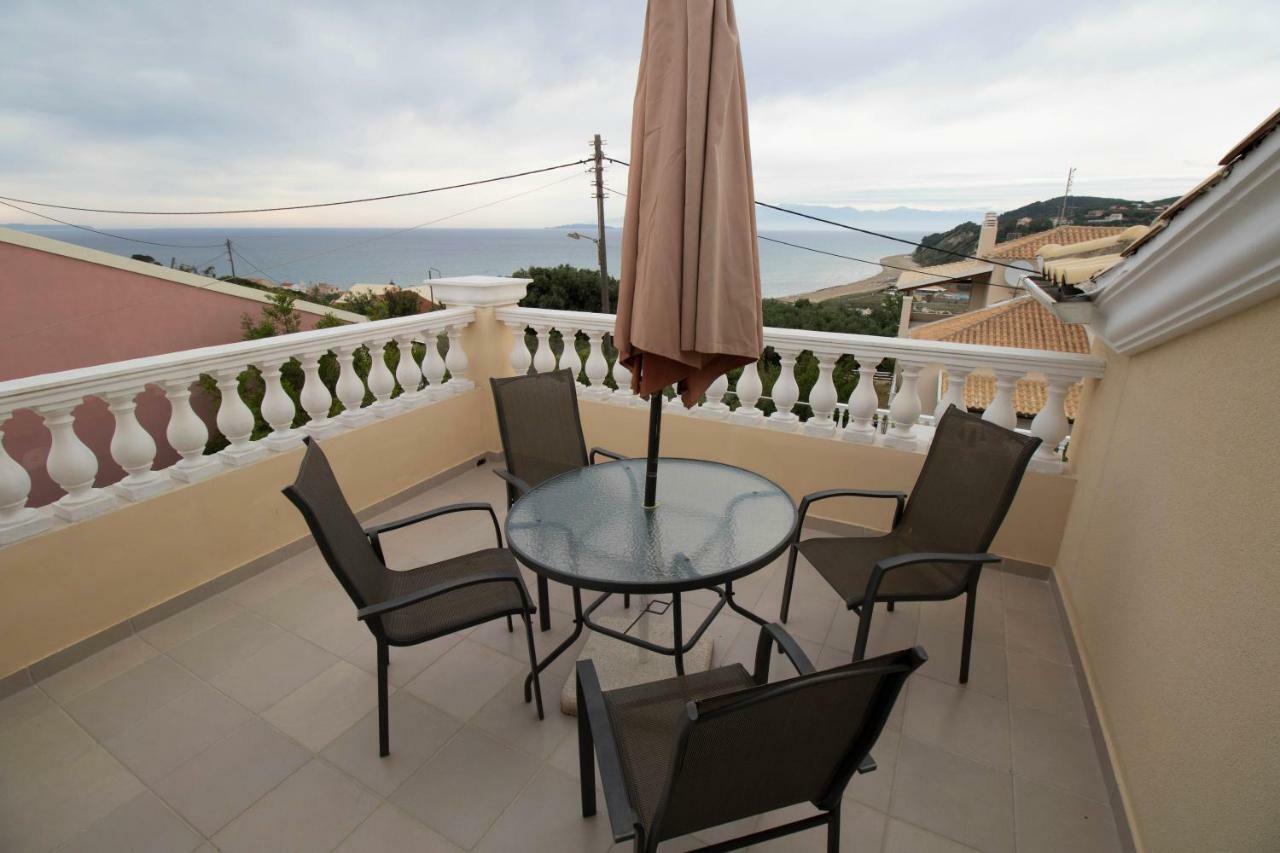 Villa De La Mer Agios Stefanos Avliotes  ภายนอก รูปภาพ