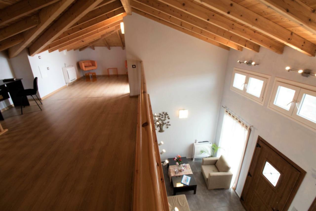 Villa De La Mer Agios Stefanos Avliotes  ภายนอก รูปภาพ