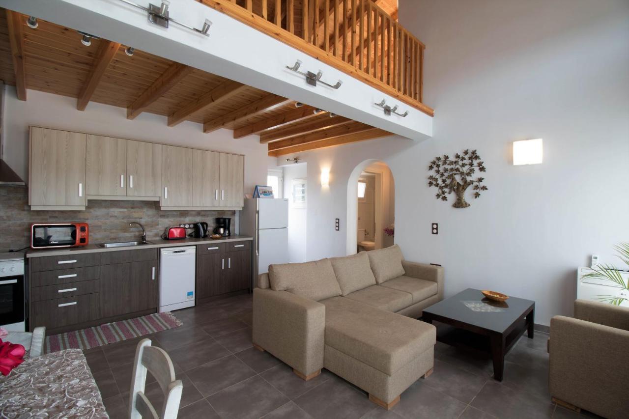 Villa De La Mer Agios Stefanos Avliotes  ภายนอก รูปภาพ