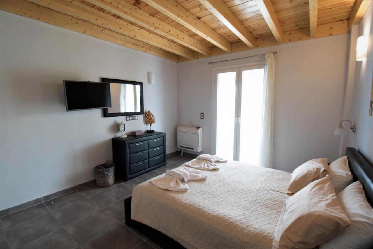 Villa De La Mer Agios Stefanos Avliotes  ภายนอก รูปภาพ