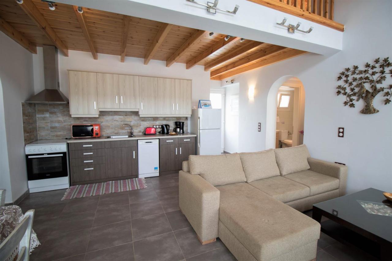 Villa De La Mer Agios Stefanos Avliotes  ภายนอก รูปภาพ